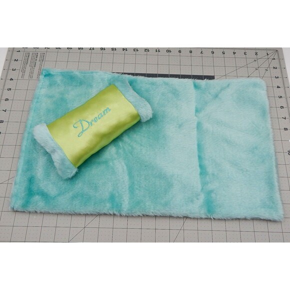 Sophia’s Dream Fur Satin Sleeping Bag and Pillow 18 Inch Dolls Green Blue - Picture 1 of 6